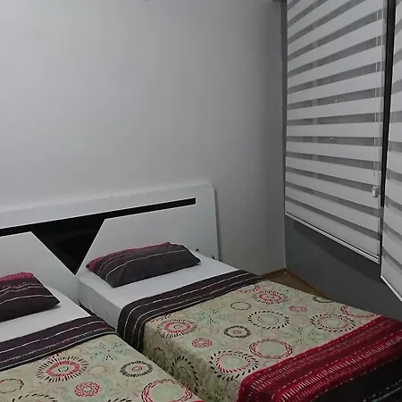 דירה Concept Home&suit בורסה