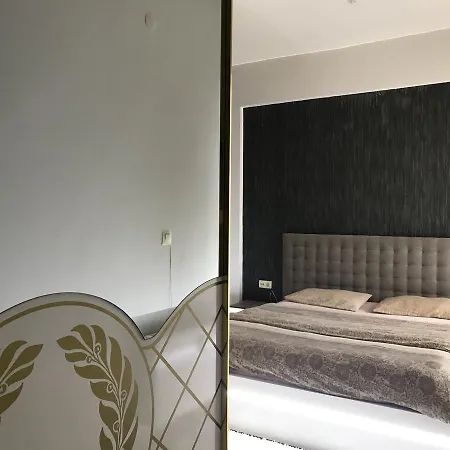 Concept Home&suit דירה *
