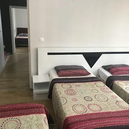 Concept Home&suit דירה *