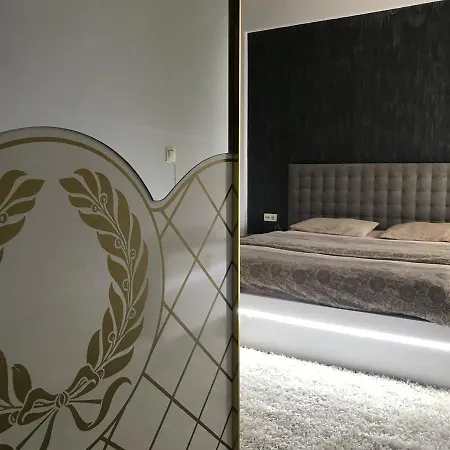 דירה Concept Home&suit בורסה